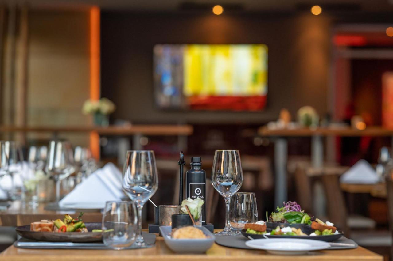 Qube Hotel Bergheim ハイデルベルク エクステリア 写真
